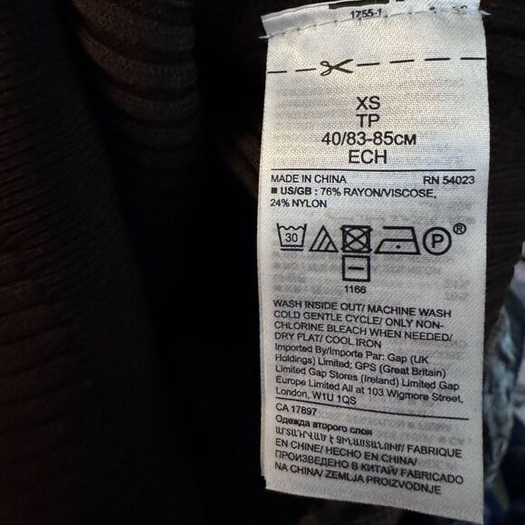 Banana Republic Puff-Sleeve Ribbed Sweater dress in Deep Brown. $119 **NEW** - Picture 7 of 7